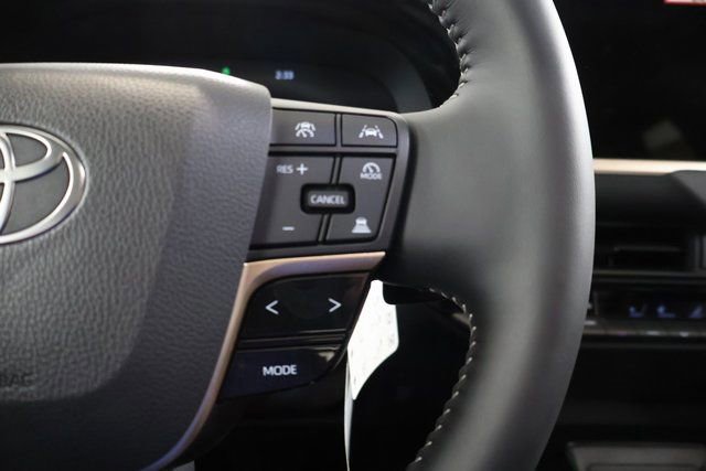 New 2026 Toyota Crown Platinum image 18