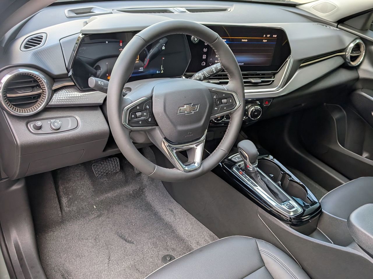 New 2026 Chevrolet Trax ACTIV w/ Sunroof Package image 9