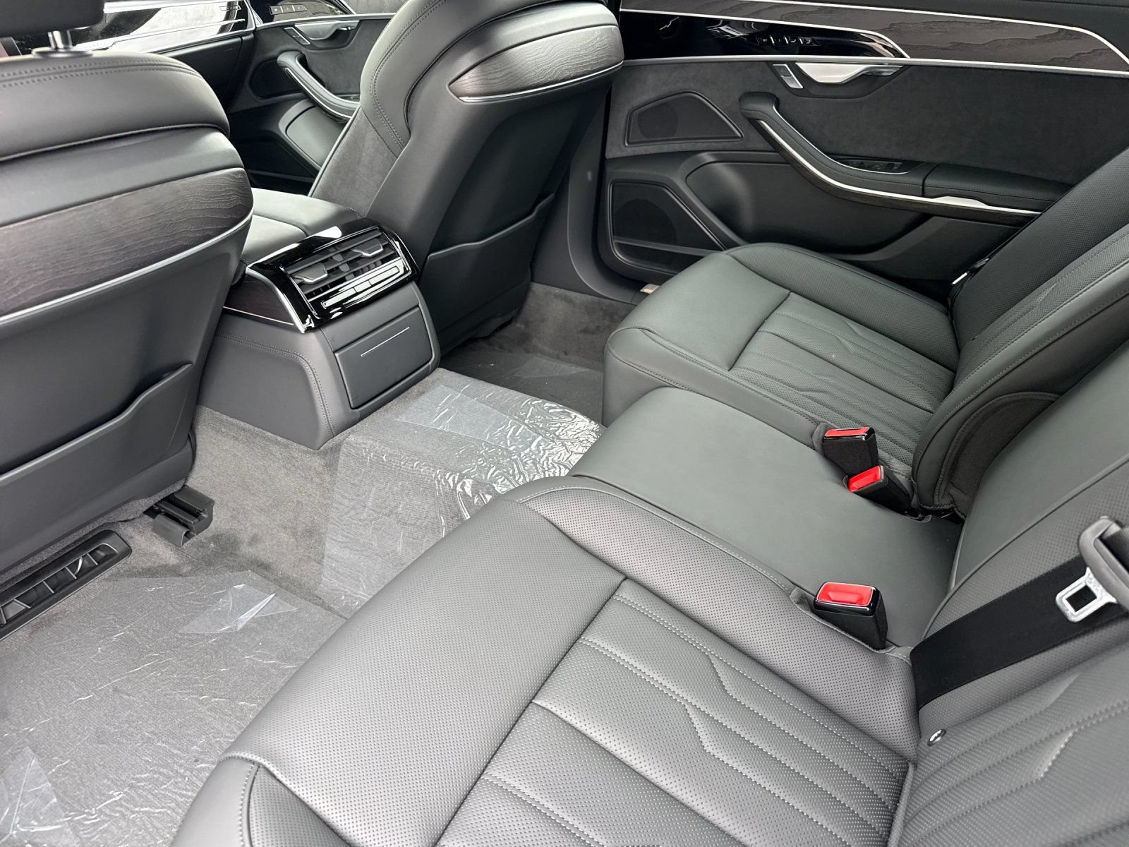 New 2026 Audi A8 L 3.0T AWD/4WD image 12