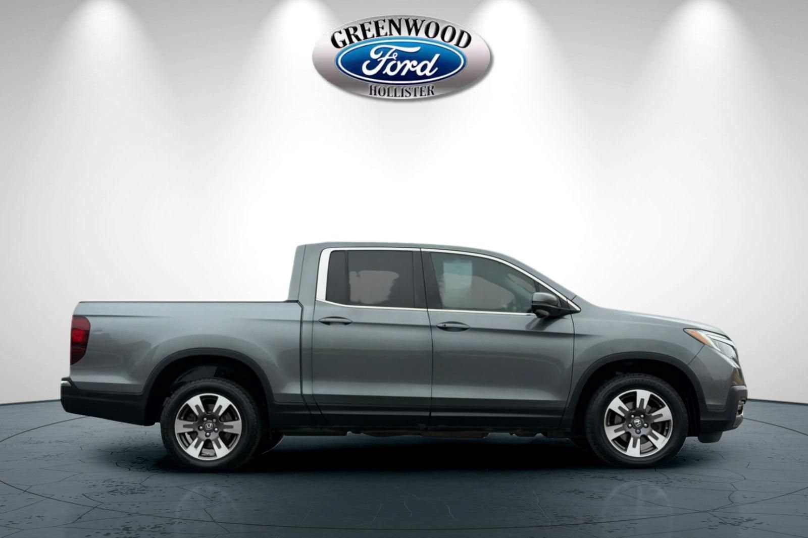 Used 2017 Honda Ridgeline RTL-T image 3
