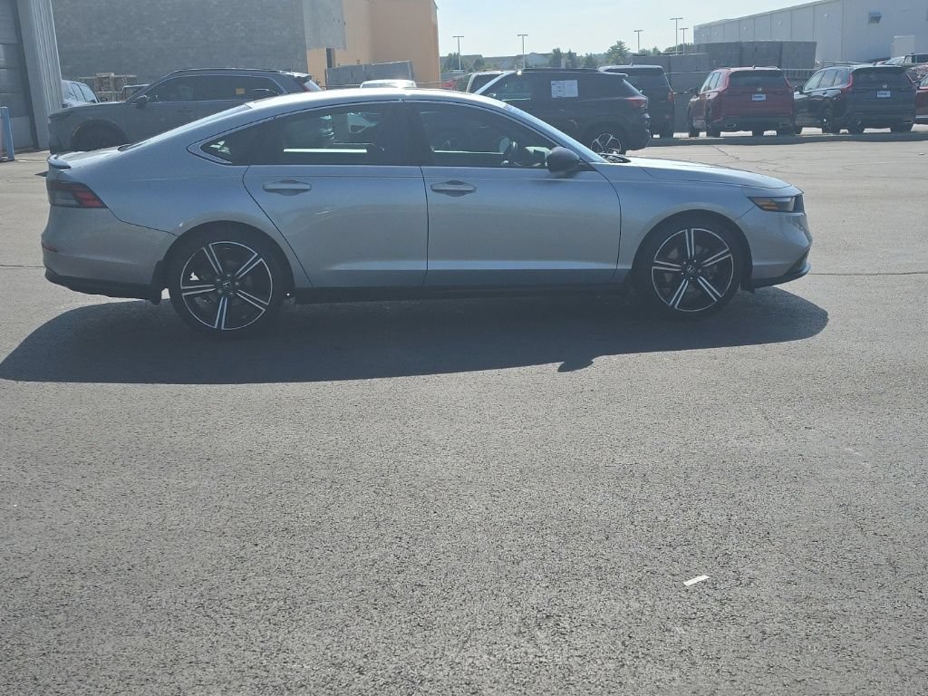 Certified 2025 Honda Accord Sport image 10