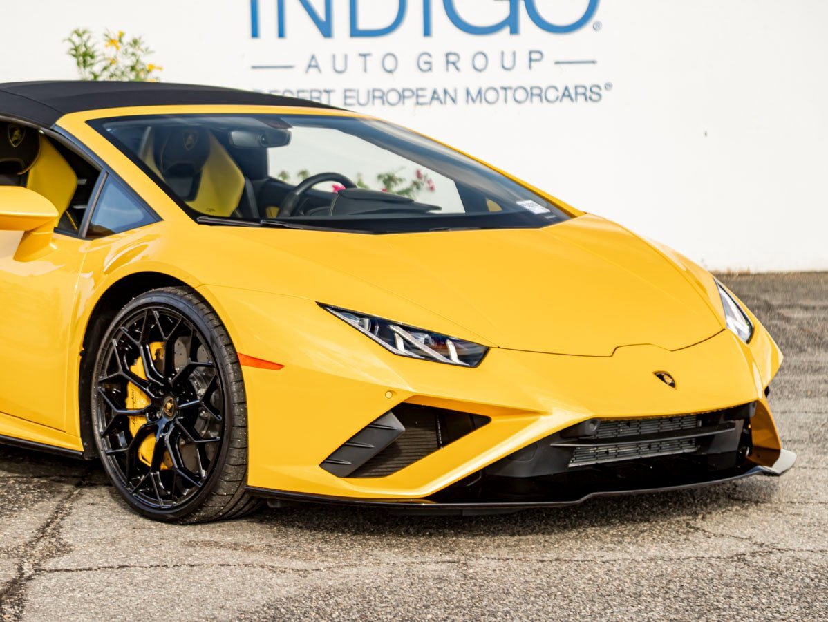 Used 2023 Lamborghini Huracan EVO image 7