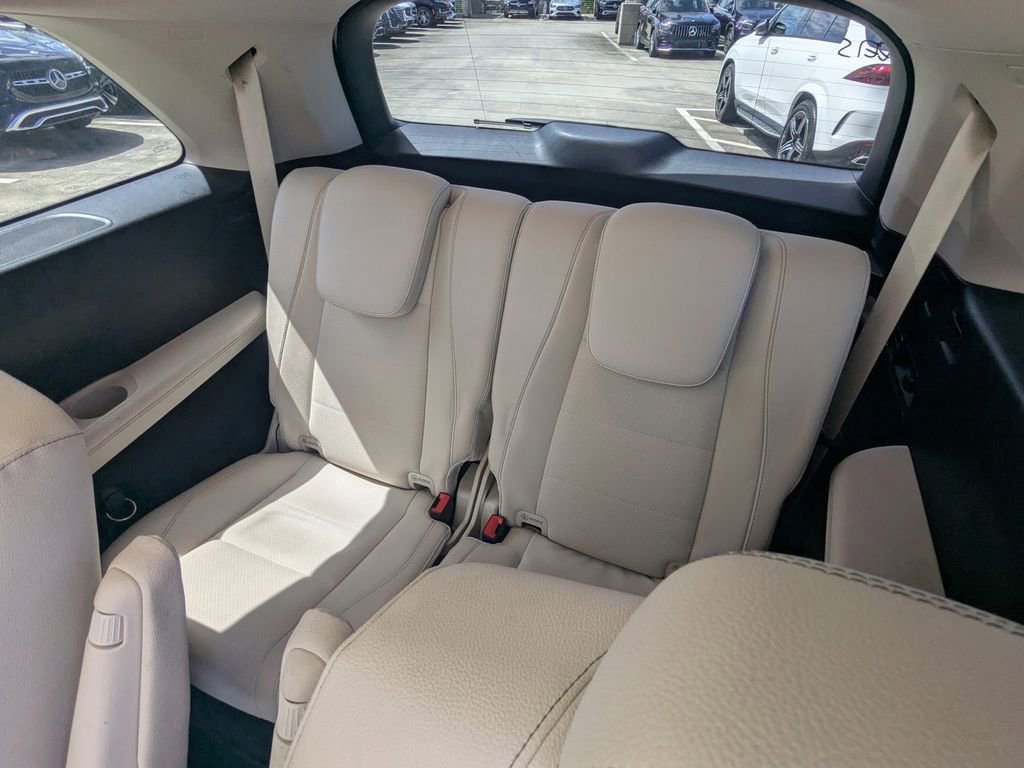 Used 2024 Mercedes-Benz GLS 450 4MATIC image 22