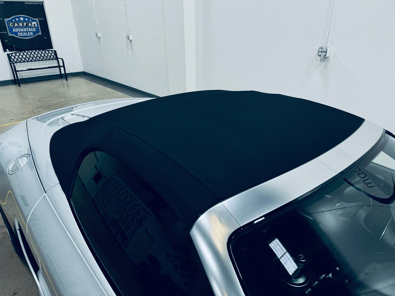 Used 2012 Audi R8 V10 w/ Enhanced Leather Pkg image 13