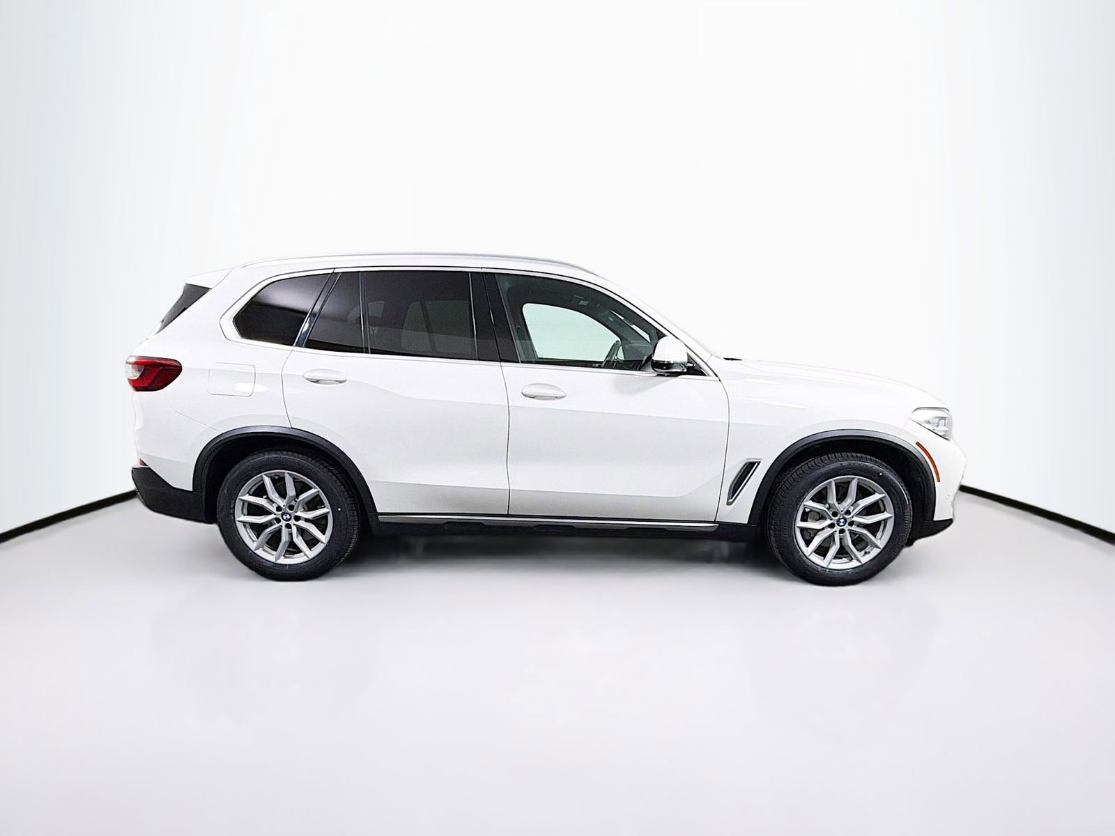 Used 2019 BMW X5 xDrive40i w/ Convenience Package AWD/4WD image 8