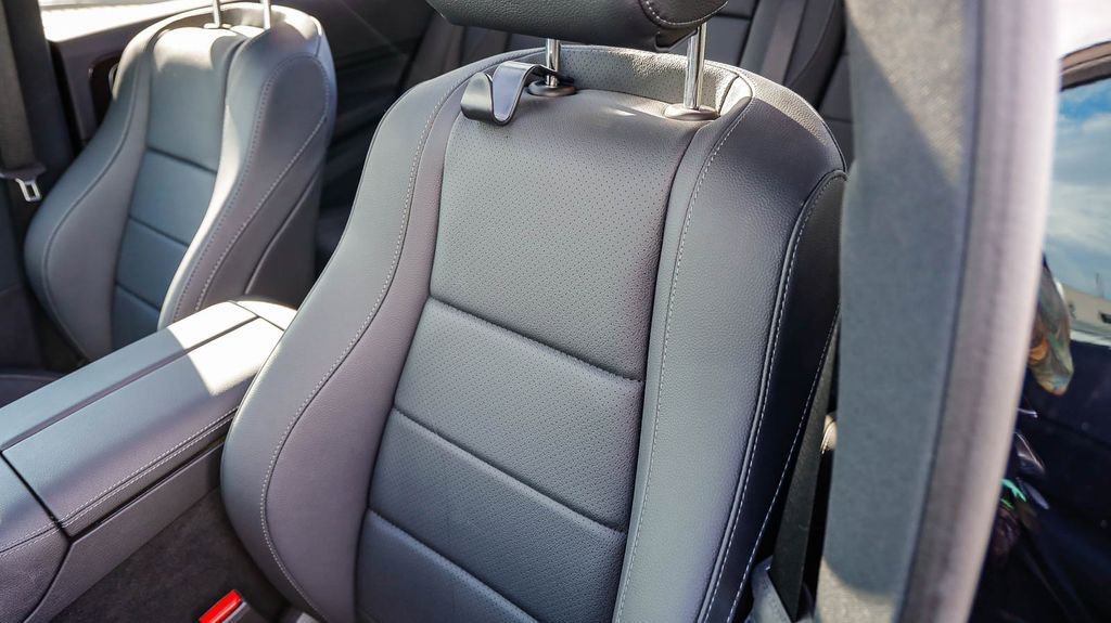 Used 2025 Mercedes-Benz GLE 450e 4MATIC image 27