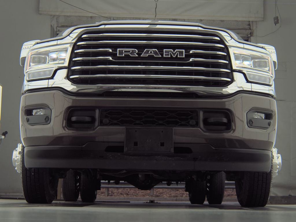 Used 2023 RAM 3500 Limited image 3