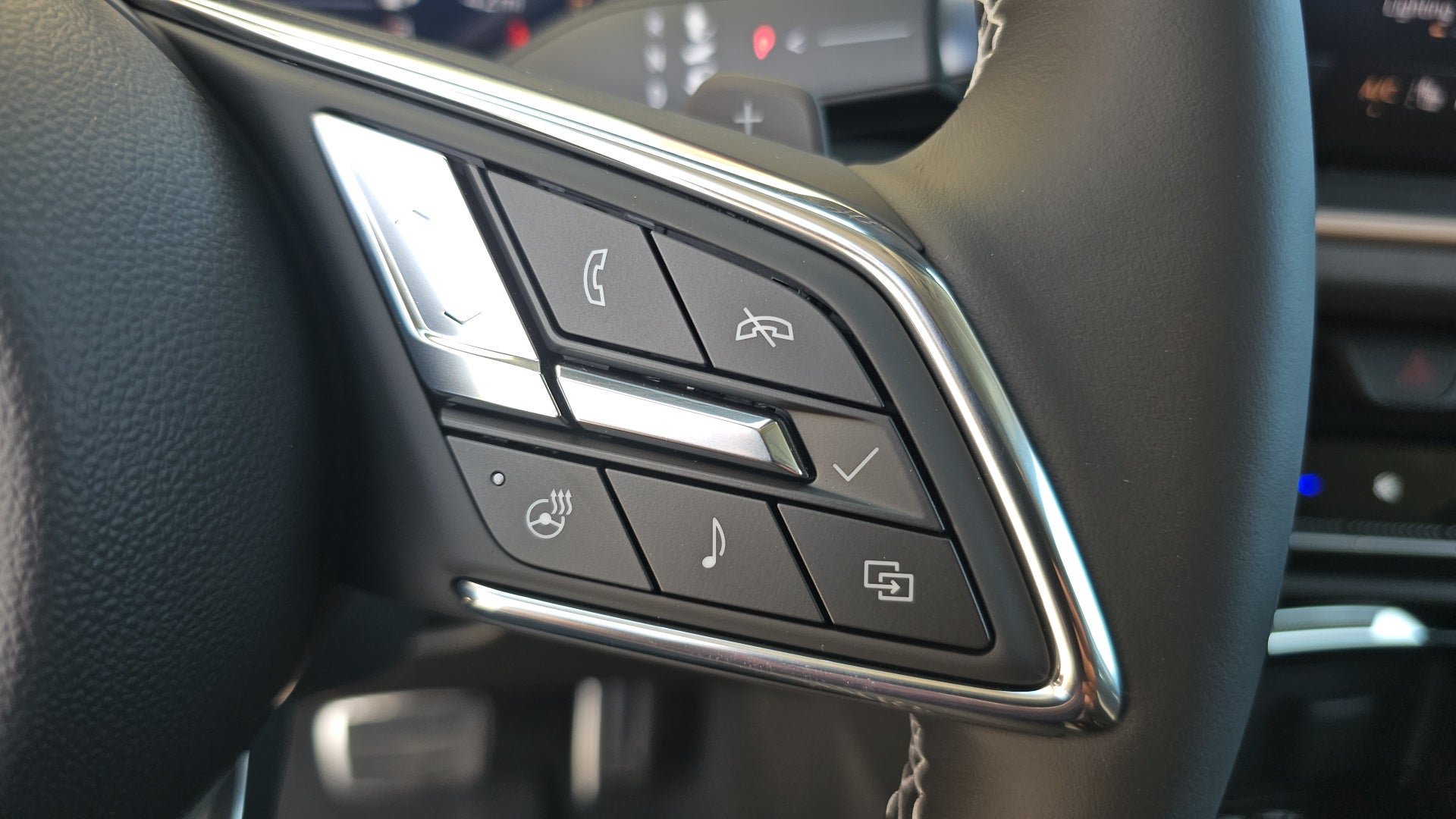 Used 2025 Buick Envision Sport Touring AWD/4WD image 27