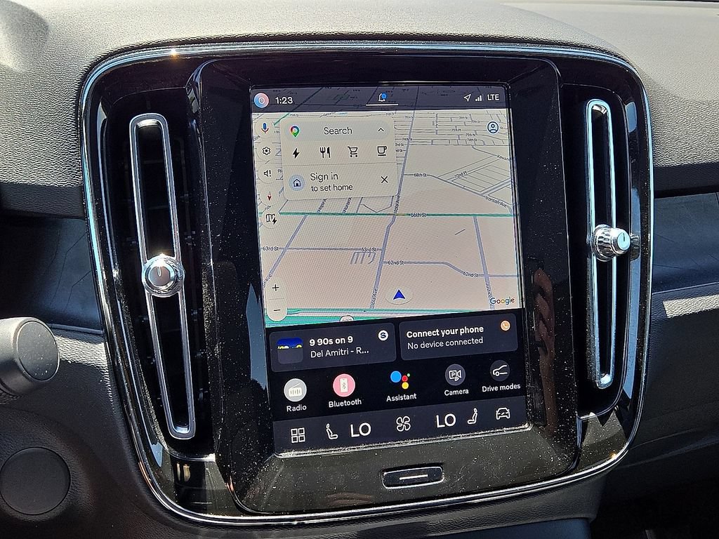 Certified 2023 Volvo C40 Recharge Core AWD/4WD image 27