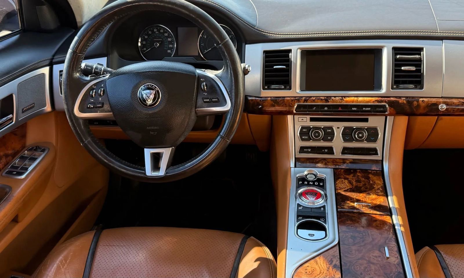Used 2015 Jaguar XF Portfolio AWD/4WD image 15