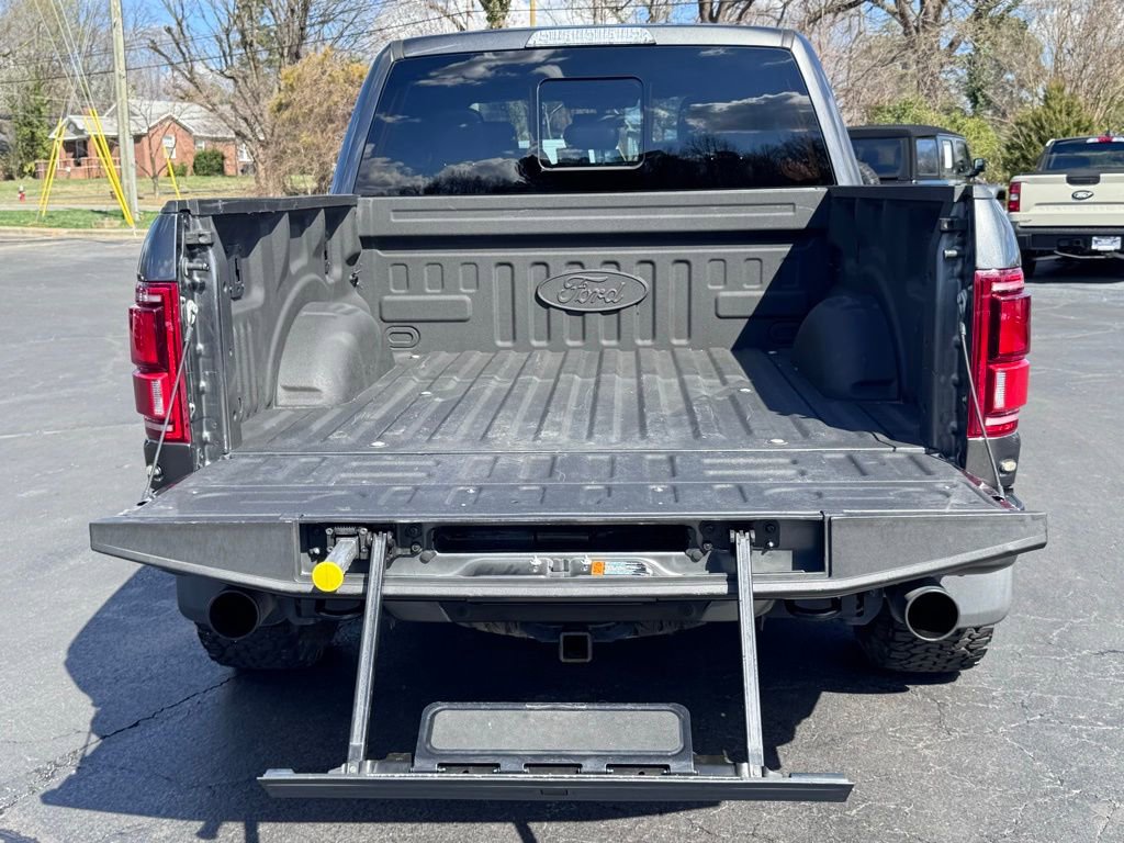 Used 2020 Ford F150 Raptor w/ Equipment Group 802A Luxury image 47