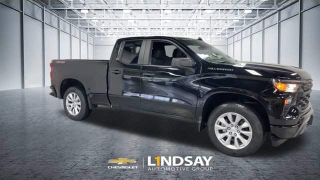 New 2026 Chevrolet Silverado 1500 Custom AWD/4WD image 3