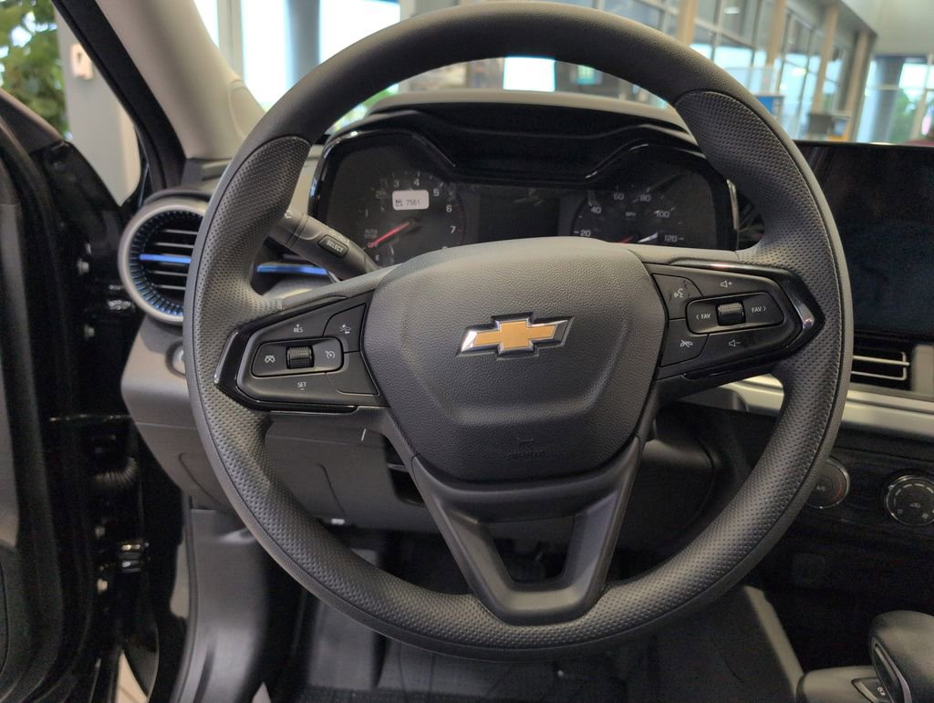 New 2026 Chevrolet Trax LS w/ Driver Confidence Package image 21