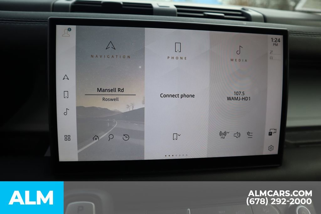 Used 2025 Land Rover Defender 110 S image 38