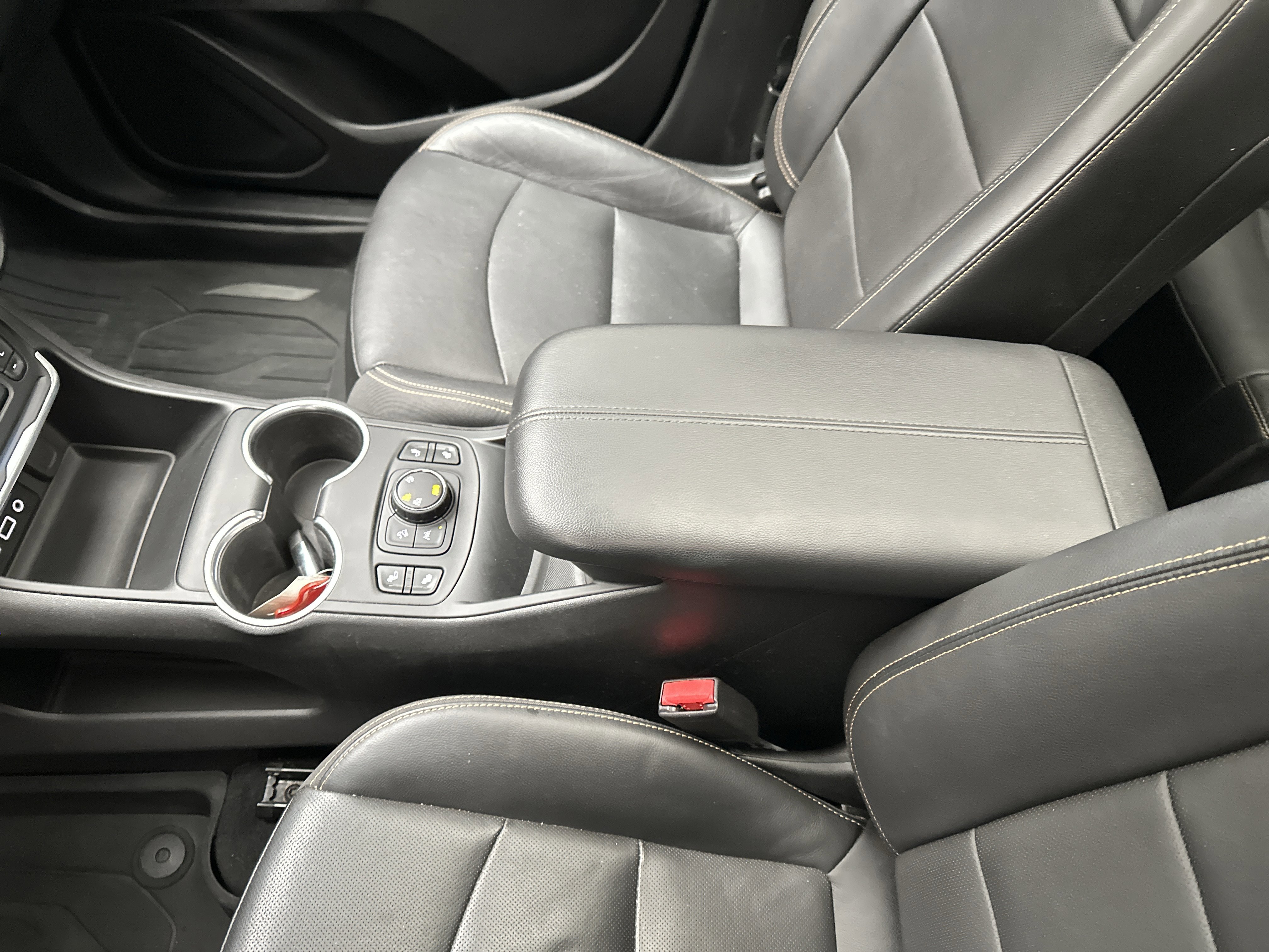 Used 2019 GMC Terrain SLT w/ Preferred Package image 44