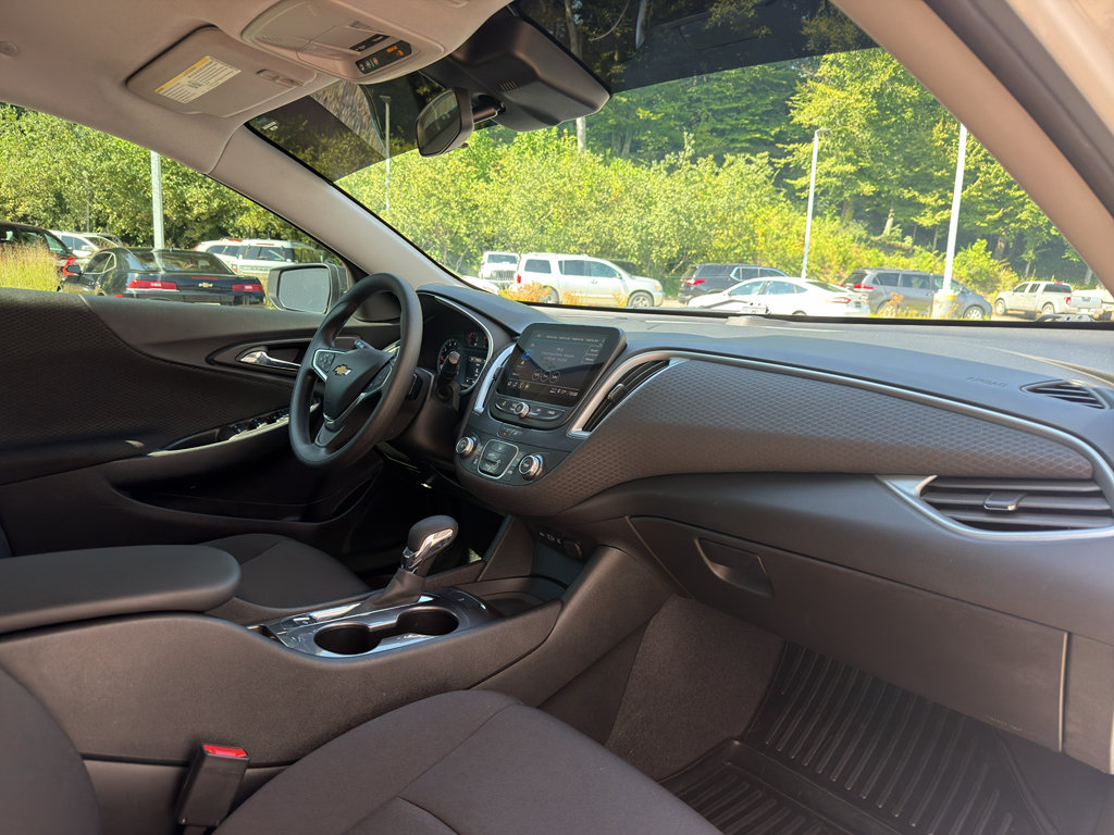 Used 2023 Chevrolet Malibu LS FWD image 20