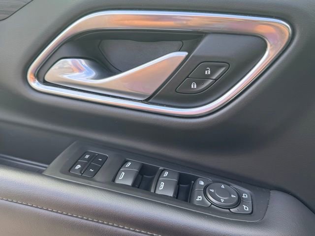 Used 2022 Chevrolet Tahoe LT w/ LT Signature Package image 16