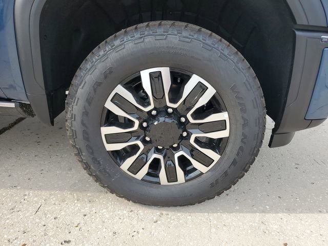 New 2026 GMC Sierra 3500 Denali Ultimate AWD/4WD image 6