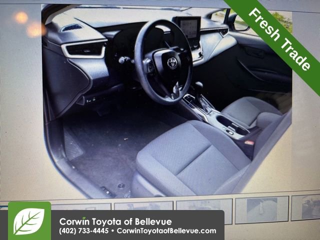 Used 2025 Toyota Corolla LE image 2