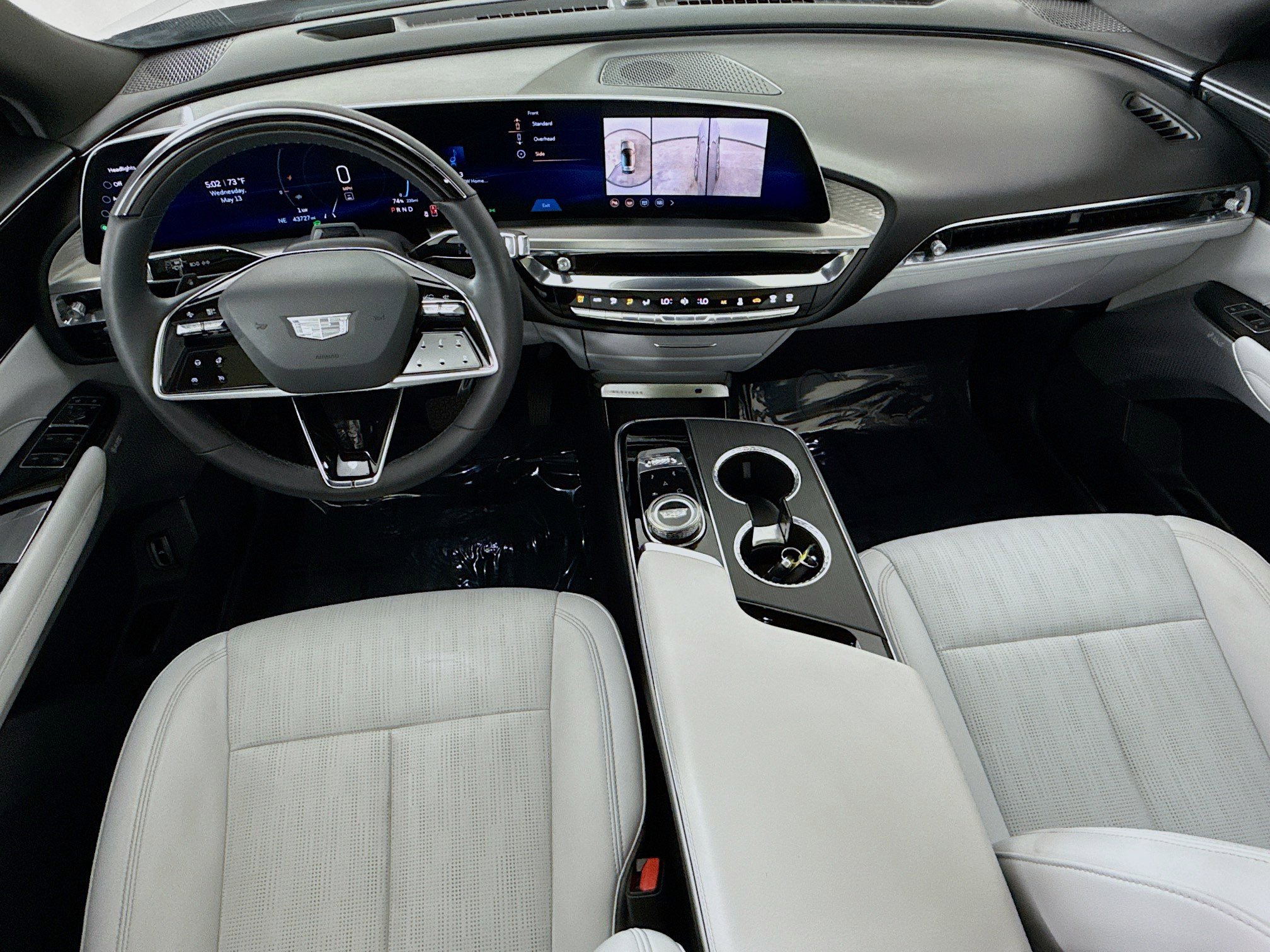 Used 2024 Cadillac Lyriq Luxury RWD image 25