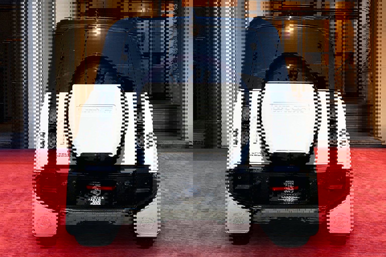 New 2026 Land Rover Defender 110 X-Dynamic SE image 4