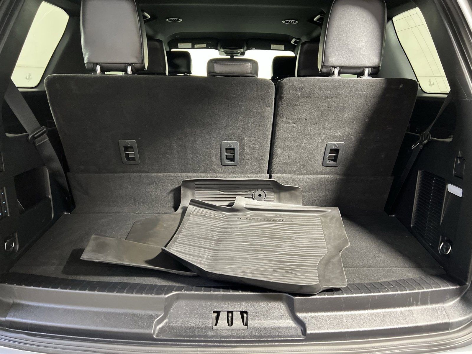 Used 2021 Ford Expedition XLT image 25