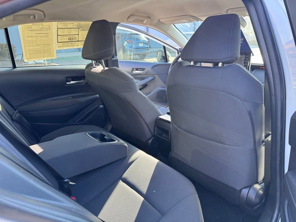 Used 2020 Toyota Corolla LE FWD image 19