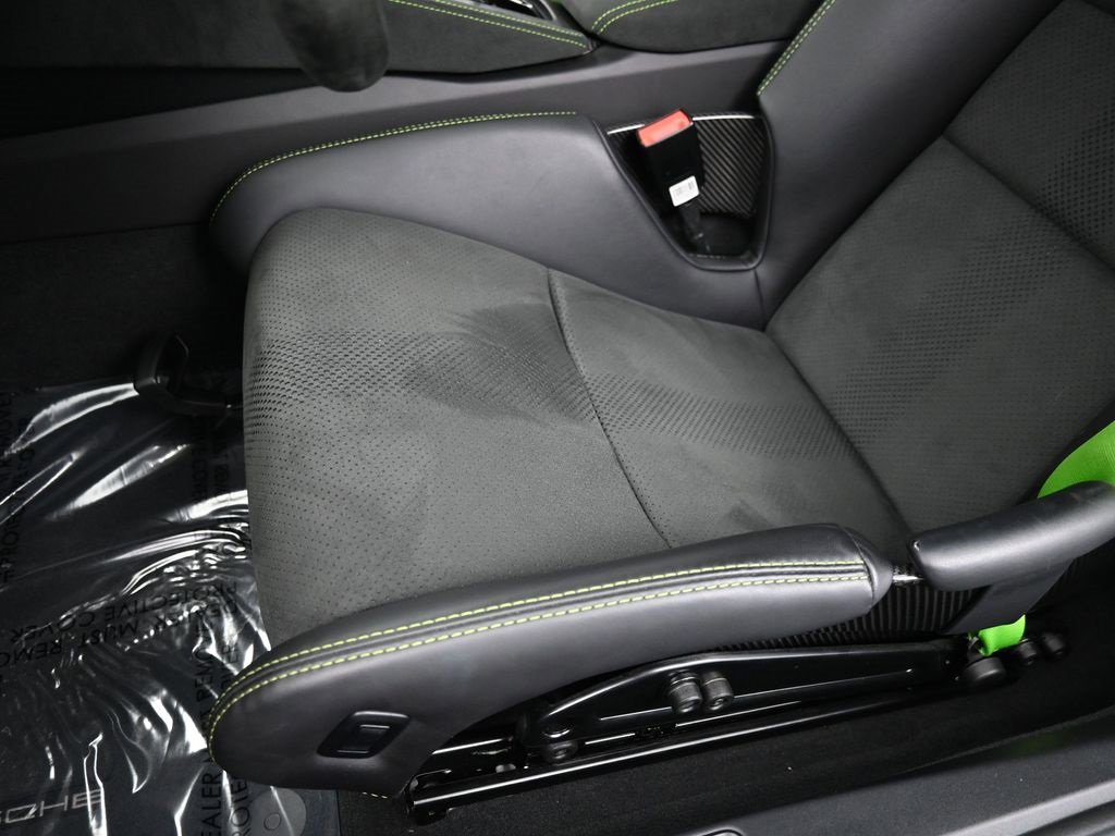 Used 2023 Porsche 718 Cayman GT4 RS image 21