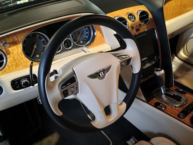 Used 2015 Bentley Flying Spur V8 AWD/4WD image 33