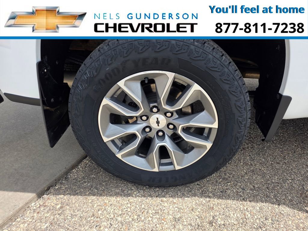 Used 2021 Chevrolet Silverado 1500 RST AWD/4WD image 9