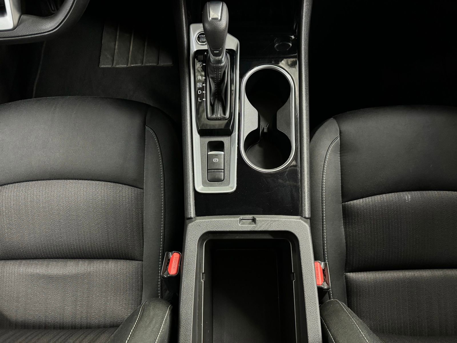 Used 2024 Nissan Altima 2.5 SV image 25