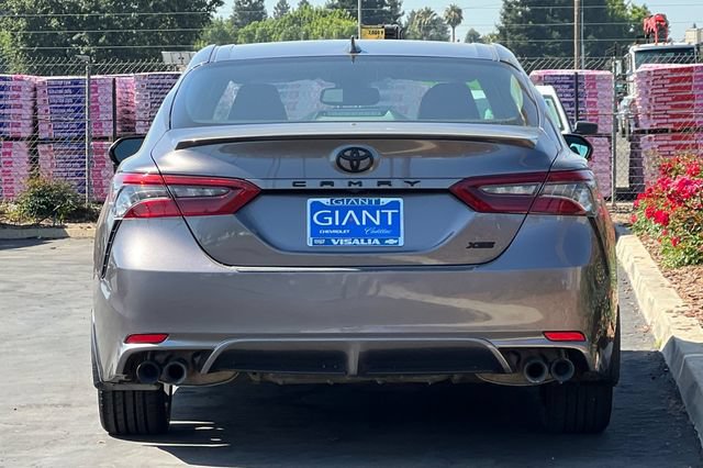 Used 2023 Toyota Camry XSE FWD image 5