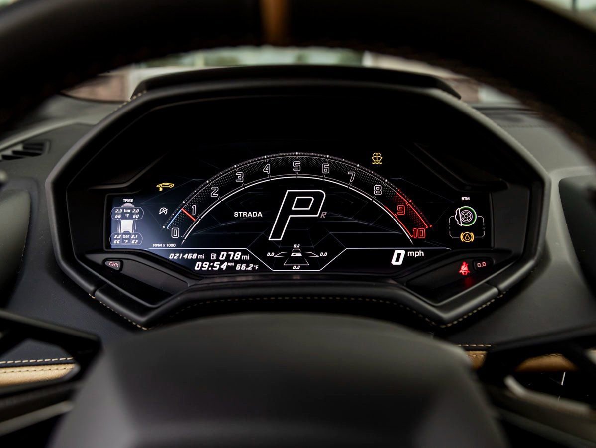 Used 2023 Lamborghini Huracan Tecnica image 16