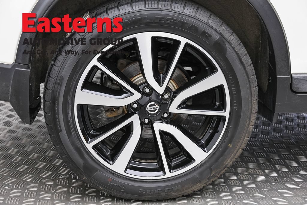 Used 2020 Nissan Rogue SL w/ Premium Package AWD/4WD image 30