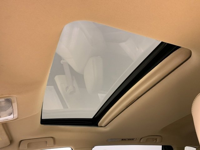 Used 2018 Toyota Highlander XLE image 15