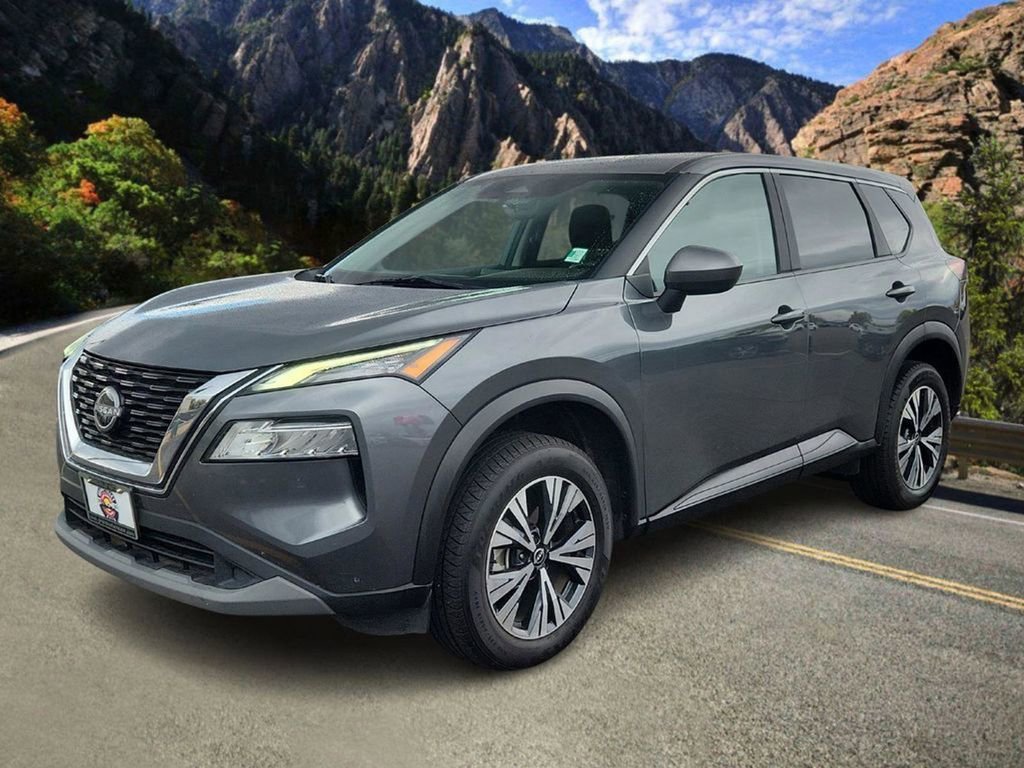 Used 2023 Nissan Rogue SV image 5
