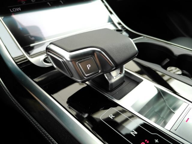 Used 2025 Audi Q7 3.0T Prestige w/ Prestige Package AWD/4WD image 50