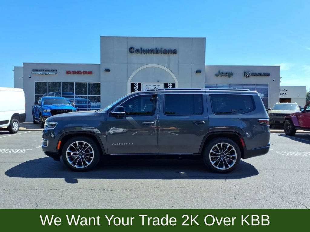 Used 2023 Jeep Wagoneer Series III w/ Premium Group I AWD/4WD image 1