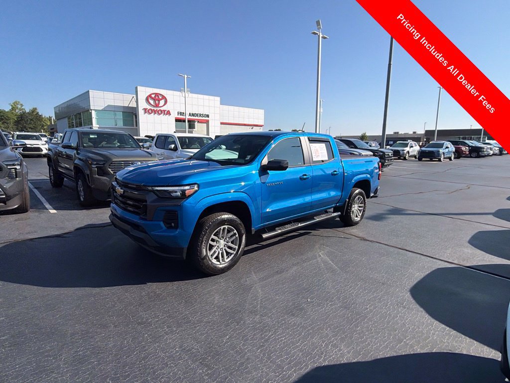 Used 2023 Chevrolet Colorado LT w/ LT Convenience Package III AWD/4WD image 13