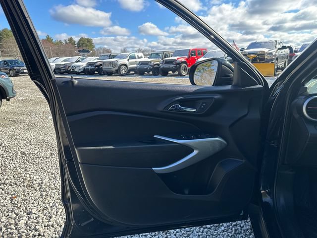 Used 2024 Chevrolet Trax RS w/ Driver Confidence Package FWD image 21