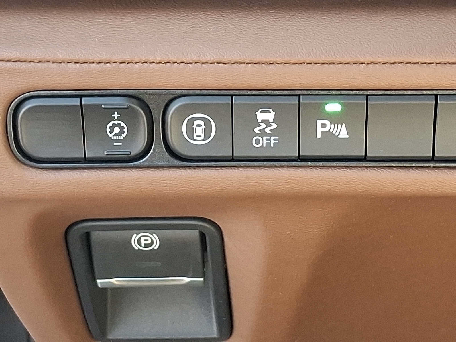 Used 2024 Acura MDX w/ Technology Package AWD/4WD image 25