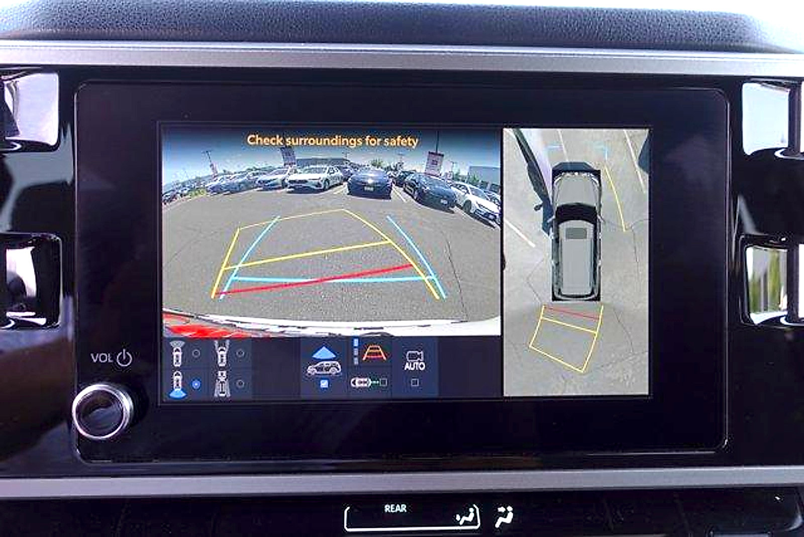 Certified 2025 Toyota Sequoia SR5 AWD/4WD image 22