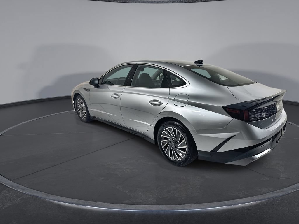 Certified 2025 Hyundai Sonata SEL FWD image 6
