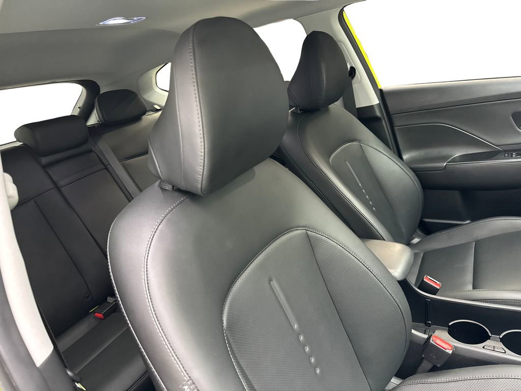Used 2024 Hyundai Kona Limited FWD image 44