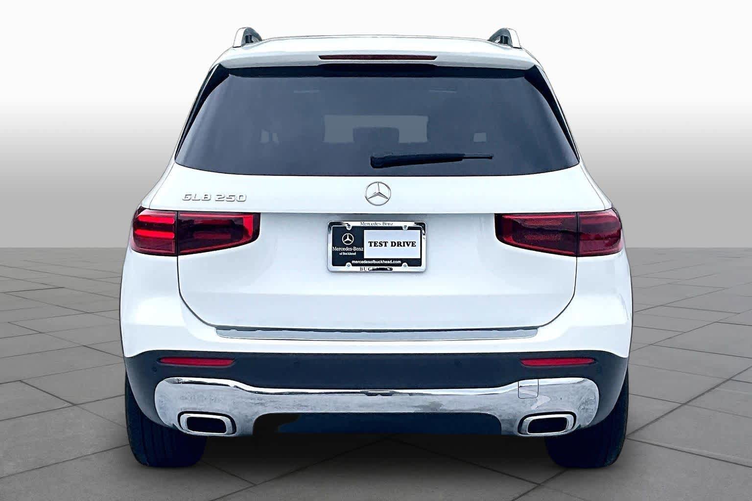 Used 2025 Mercedes-Benz GLB 250 image 5