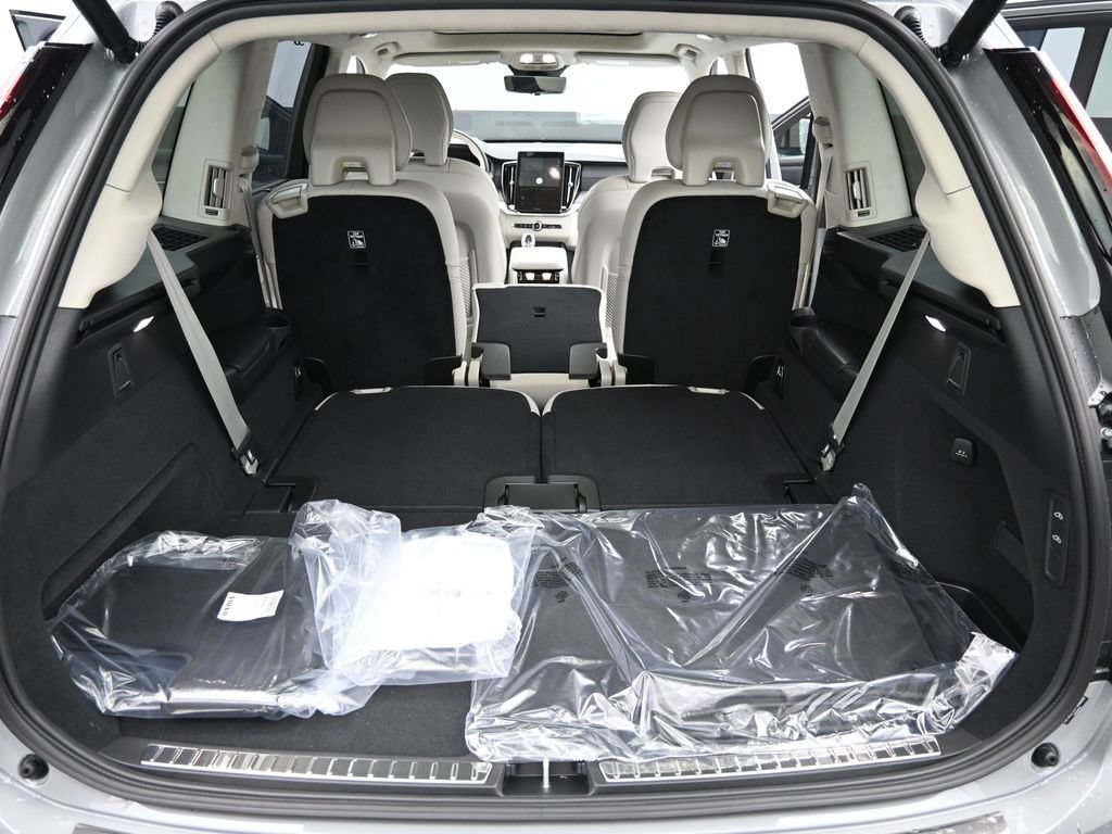 New 2026 Volvo XC90 B6 Ultra w/ Lounge Package AWD/4WD image 19