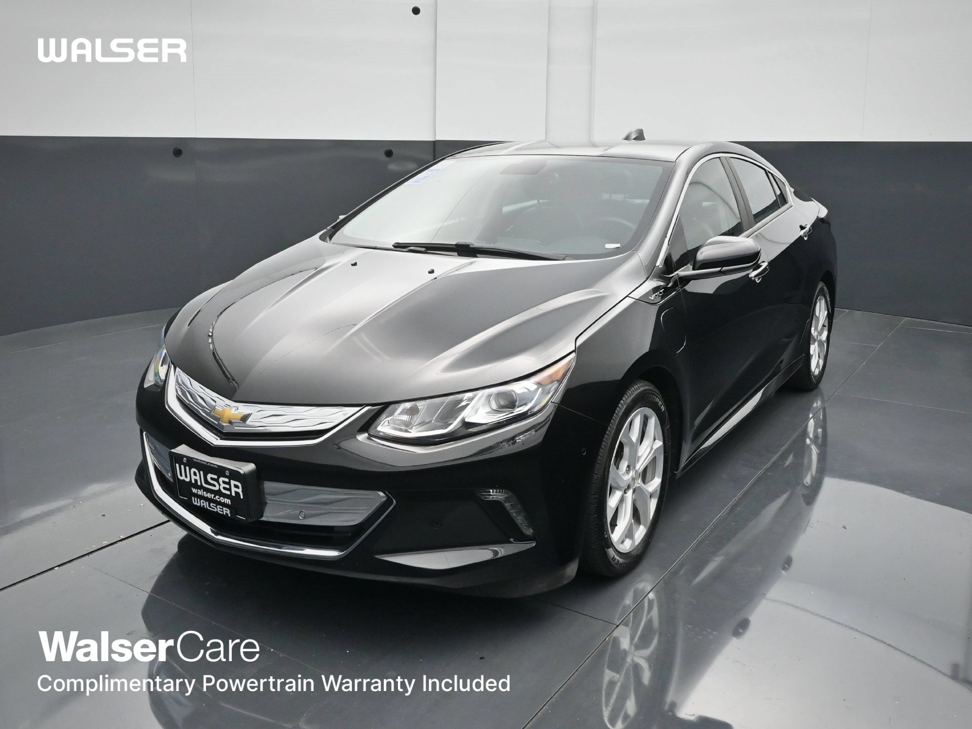 Used 2017 Chevrolet Volt Premier FWD image 1