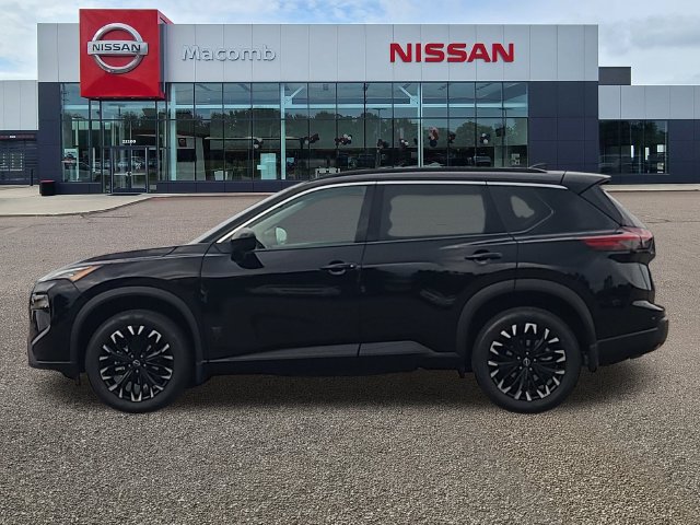 New 2027 Nissan Rogue Dark Armor AWD/4WD image 4