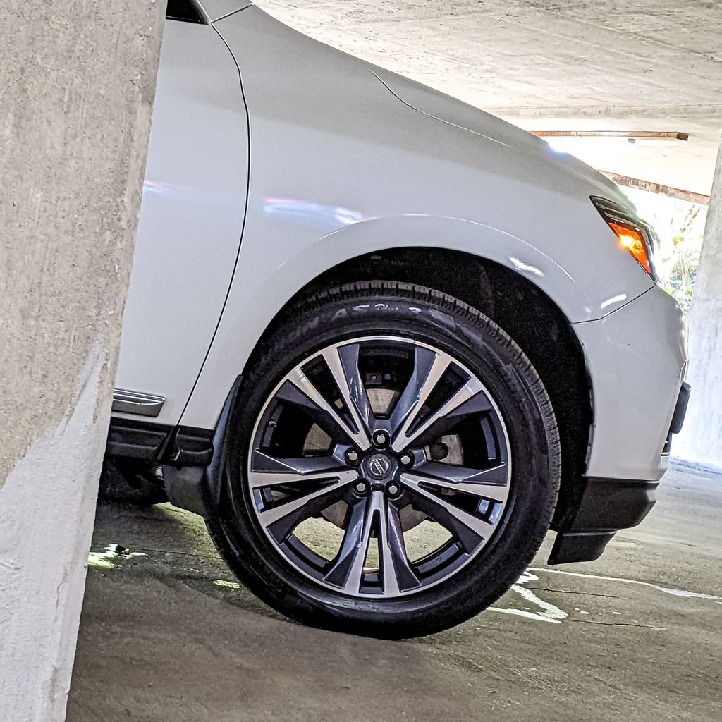 Used 2017 Nissan Pathfinder Platinum FWD image 7