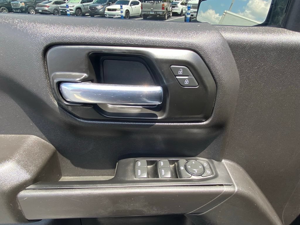 Used 2022 Chevrolet Silverado 1500 W/T w/ WT Value Package AWD/4WD image 11
